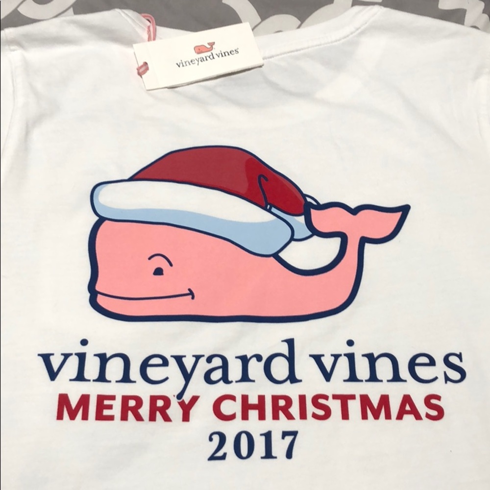 New Vineyard Vines Santa Whale Christmas tee
